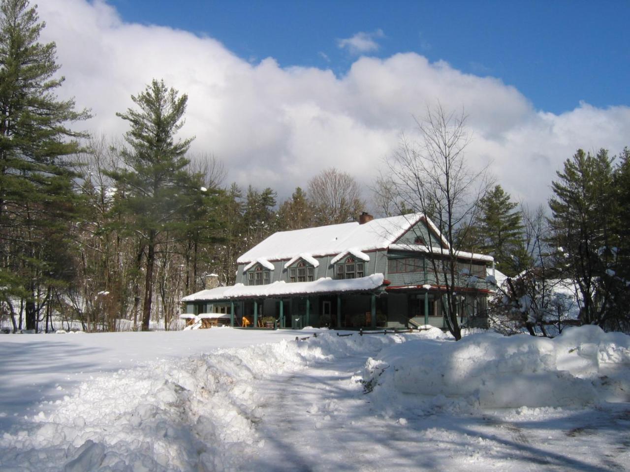 Trails End Inn Keene Valley Dış mekan fotoğraf